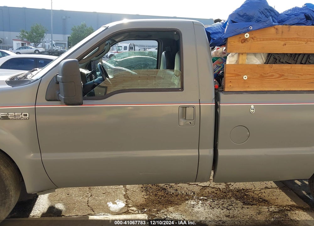 2004 FORD F-250 XL/XLT VIN: 1FTNF20L04ED38081