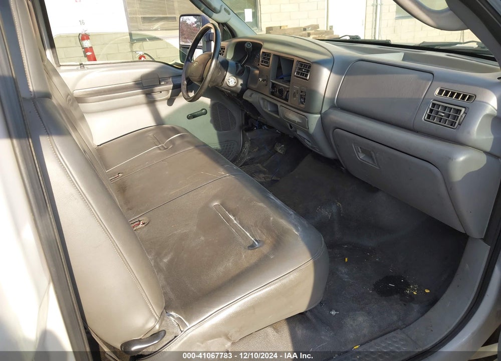 2004 FORD F-250 XL/XLT VIN: 1FTNF20L04ED38081