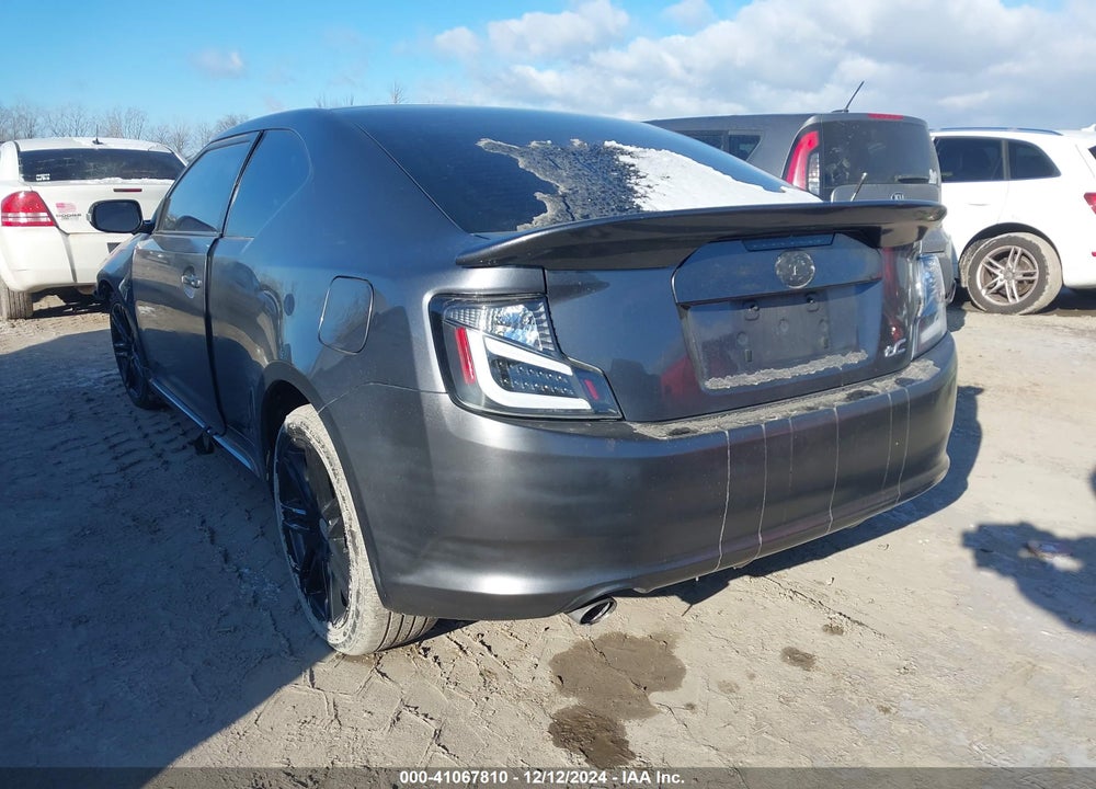 2011 SCION TC VIN: JTKJF5C72B3020902
