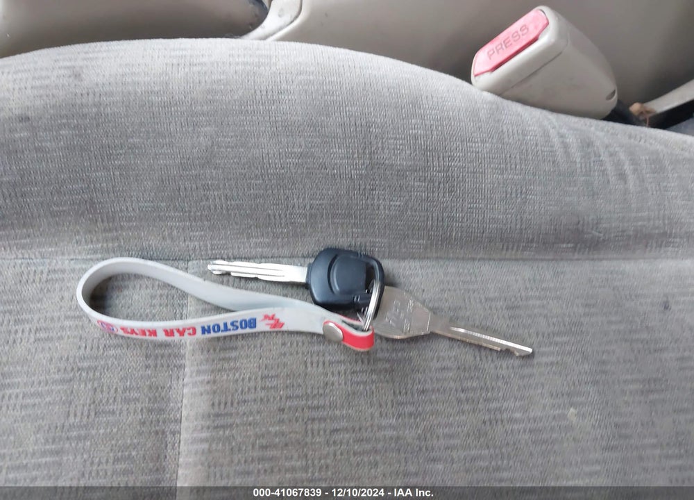2000 NISSAN ALTIMA GLE/GXE/SE/XE VIN: 1N4DL01D2YC175425