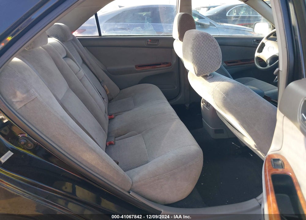 2003 TOYOTA CAMRY XLE VIN: 4T1BE32K93U124772