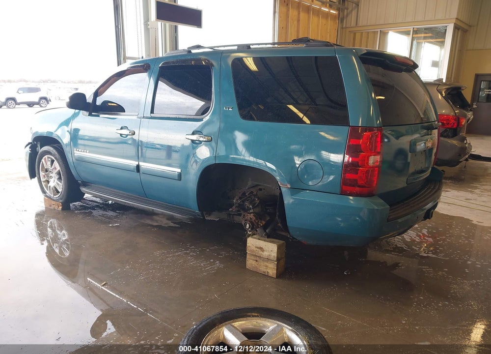 2007 CHEVROLET TAHOE LTZ VIN: 1GNFK13047J360146