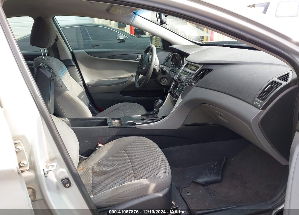 2012 HYUNDAI SONATA VIN: 5NPEB4AC5CH333172