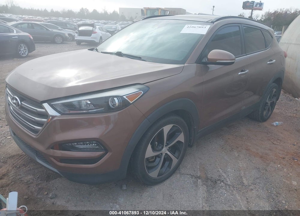 2016 HYUNDAI TUCSON LIMITED VIN: KM8J33A22GU033013