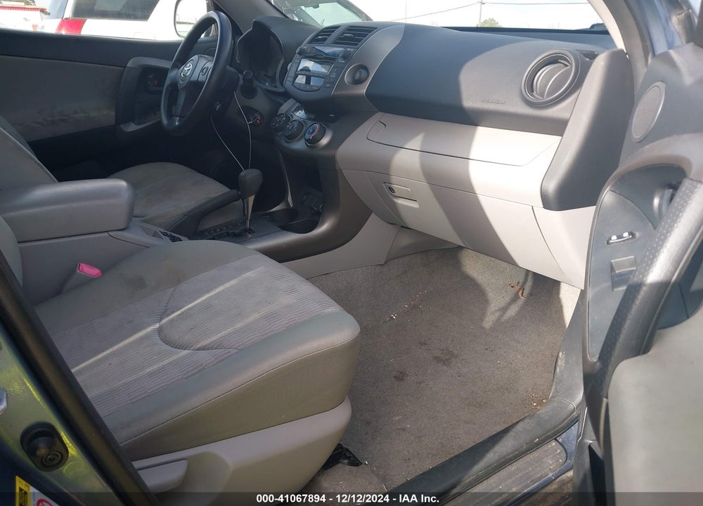 2011 TOYOTA RAV4 VIN: JTMBF4DV1BD041575