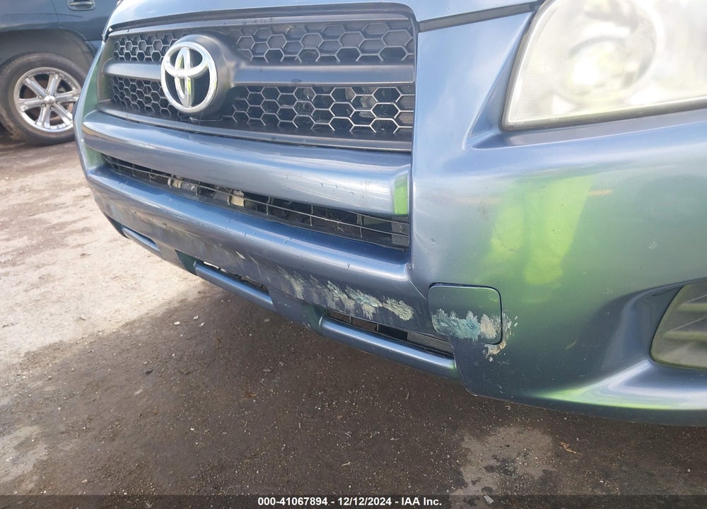2011 TOYOTA RAV4 VIN: JTMBF4DV1BD041575