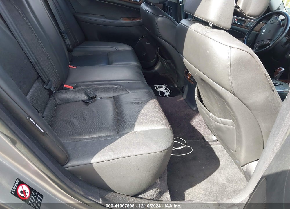 2009 HYUNDAI GENESIS VIN: KMHGC46E89U029019
