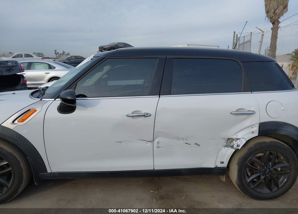 2015 MINI COUNTRYMAN COOPER VIN: WMWZB3C56FWR43653