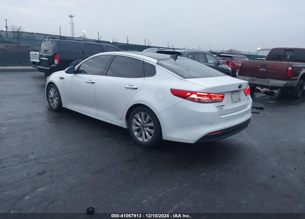2016 KIA OPTIMA EX VIN: 5XXGU4L31GG103968