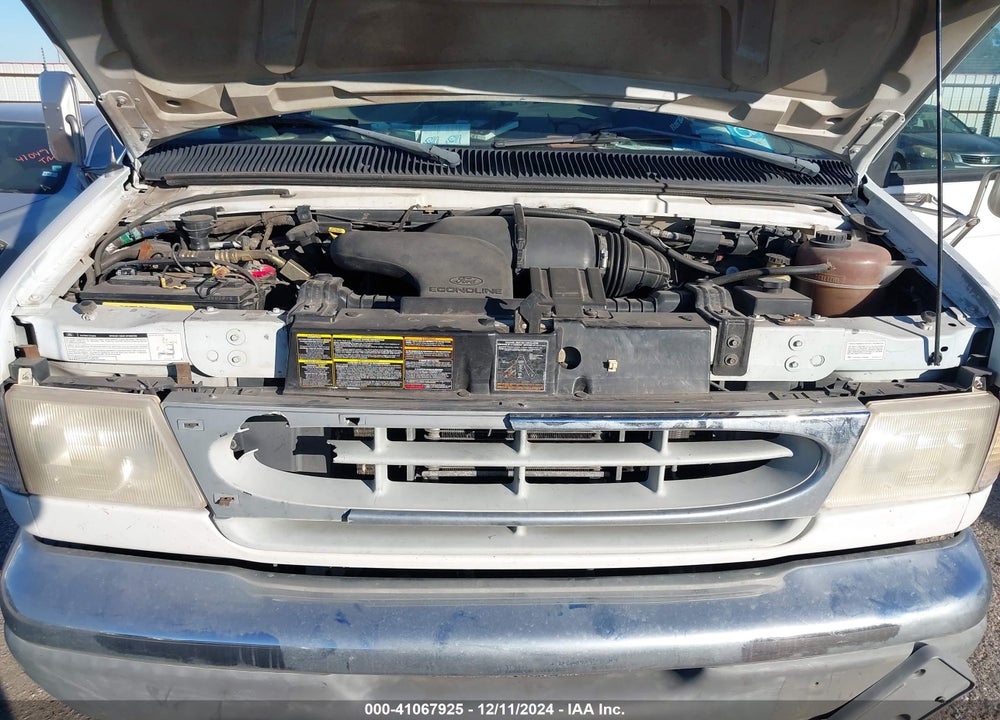 1998 FORD SUPER CLUB WAGON XL/XLT VIN: 1FBSS31L2WHB12505