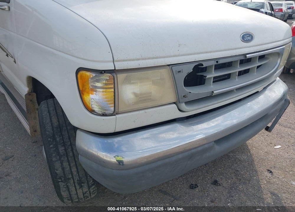 1998 FORD SUPER CLUB WAGON XL/XLT VIN: 1FBSS31L2WHB12505