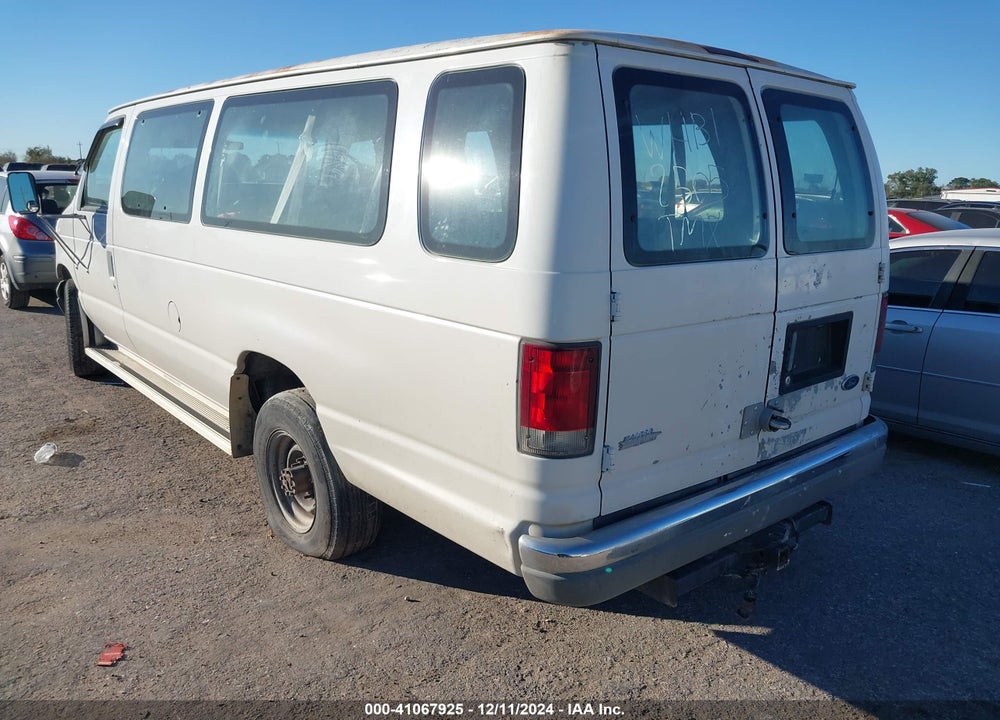 1998 FORD SUPER CLUB WAGON XL/XLT VIN: 1FBSS31L2WHB12505