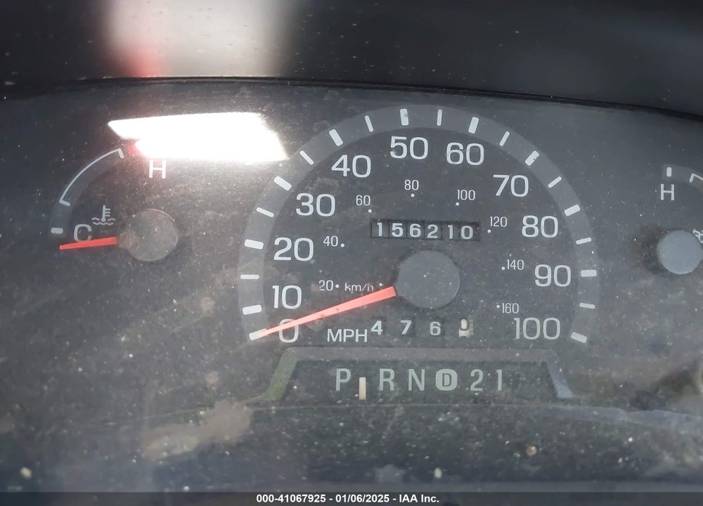 1998 FORD SUPER CLUB WAGON XL/XLT VIN: 1FBSS31L2WHB12505