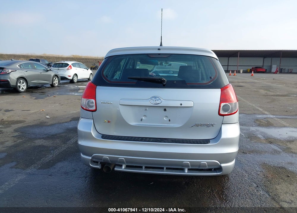 2005 TOYOTA MATRIX/XR VIN: 2T1KR32E15C503056