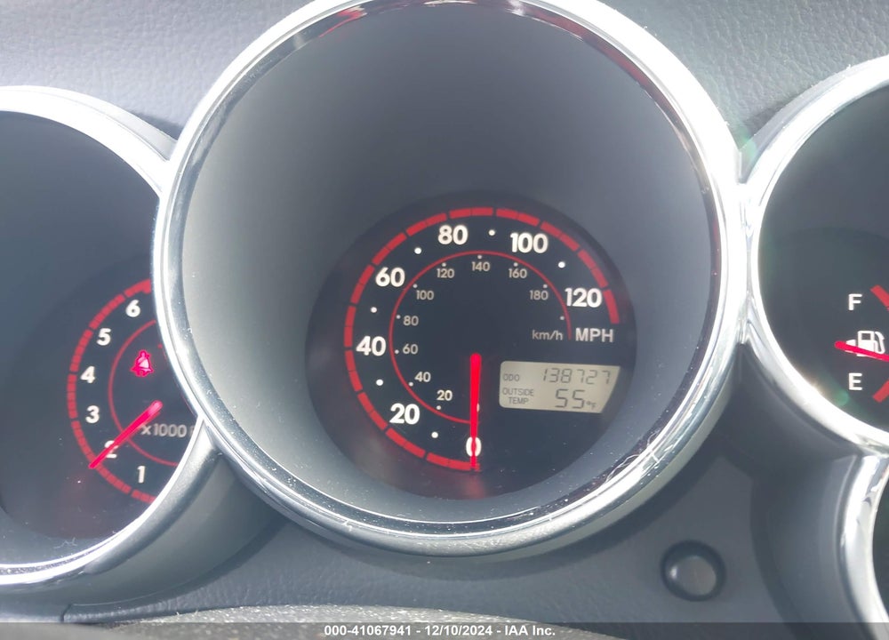 2005 TOYOTA MATRIX/XR VIN: 2T1KR32E15C503056