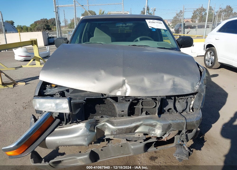 2000 CHEVROLET S-10 LS VIN: 1GCCS1941Y8187099