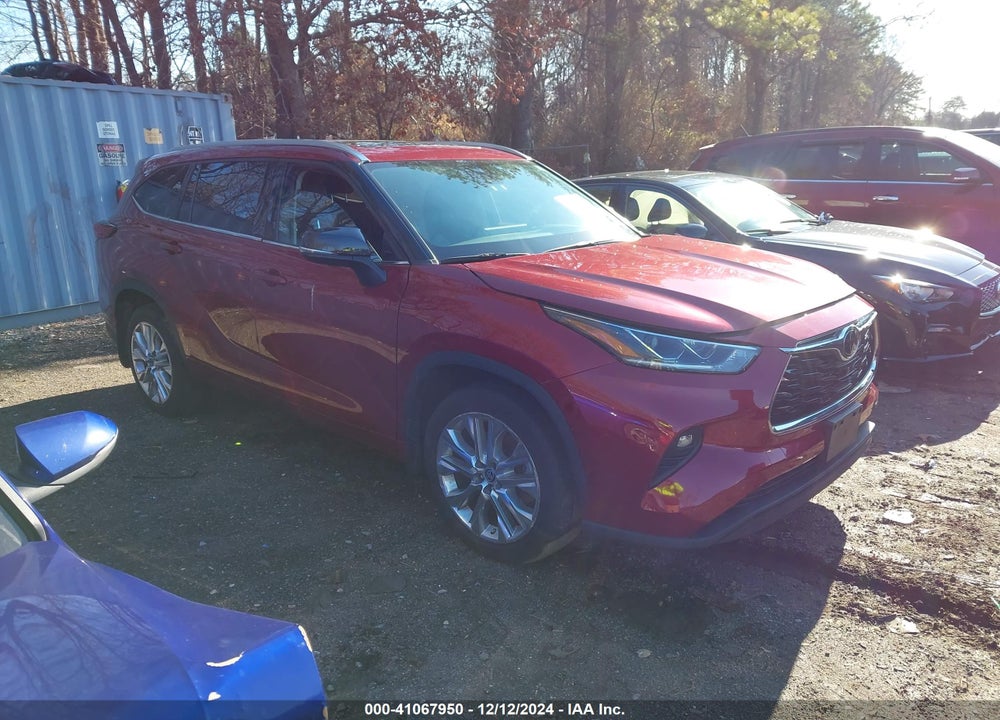 2022 TOYOTA HIGHLANDER LIMITED VIN: 5TDDZRBH2NS185168