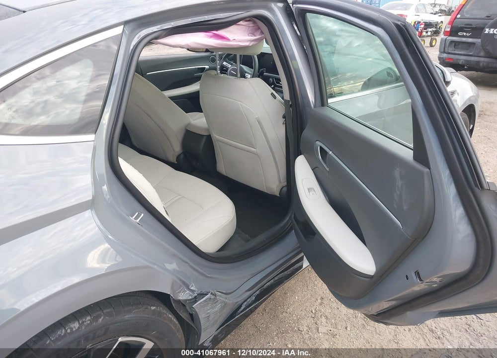 2024 HYUNDAI SONATA SEL VIN: KMHL64JA1RA378678