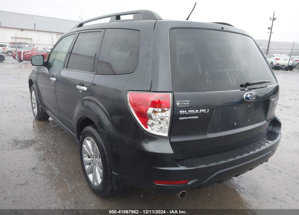 2012 SUBARU FORESTER 2.5X PREMIUM VIN: JF2SHADC0CH446068