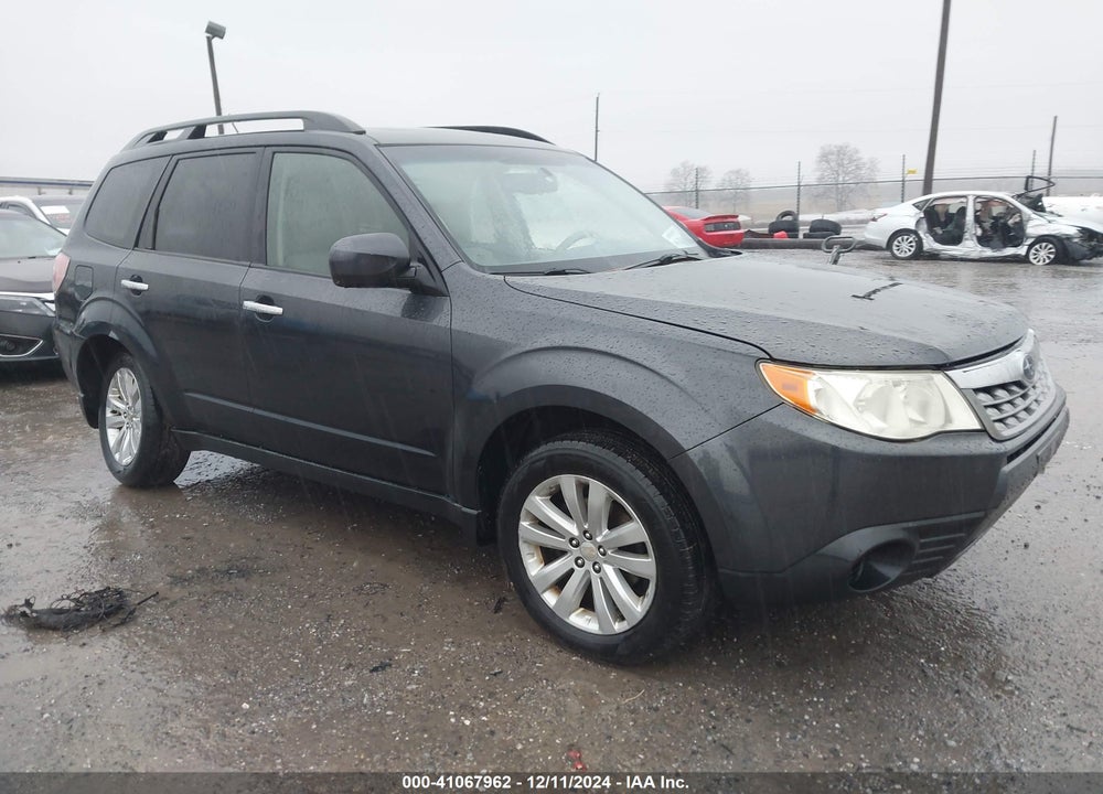 2012 SUBARU FORESTER 2.5X PREMIUM VIN: JF2SHADC0CH446068