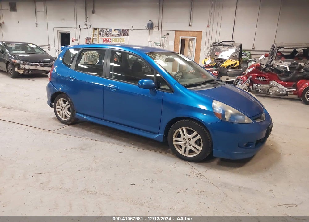 2008 HONDA FIT SPORT VIN: JHMGD38628S045811