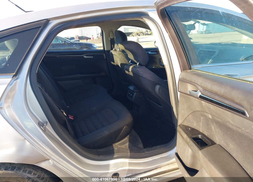2015 FORD FUSION SE VIN: 3FA6P0H73FR163361