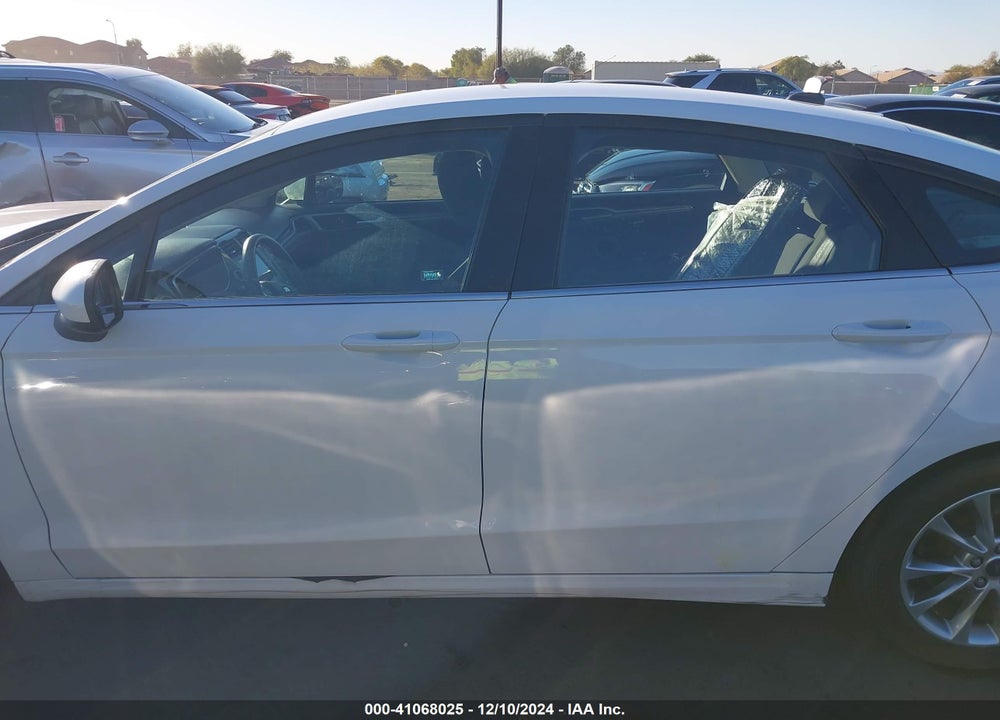 2017 FORD FUSION SE VIN: 3FA6P0H7XHR356089