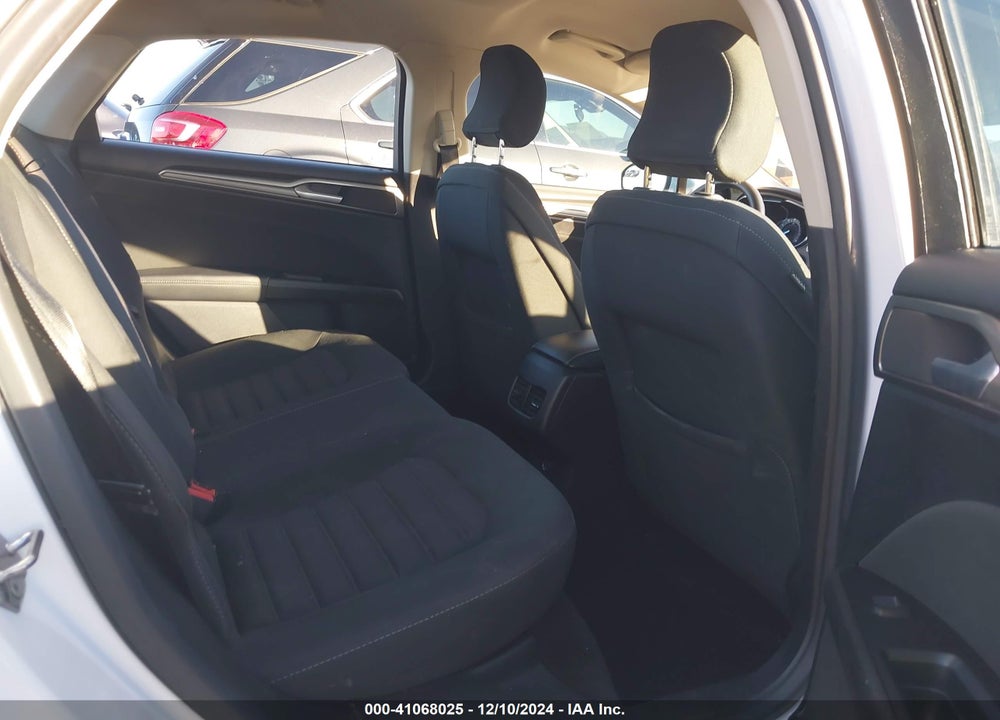 2017 FORD FUSION SE VIN: 3FA6P0H7XHR356089