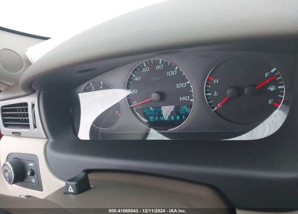 2008 CHEVROLET IMPALA LTZ VIN: 2G1WU583481258377