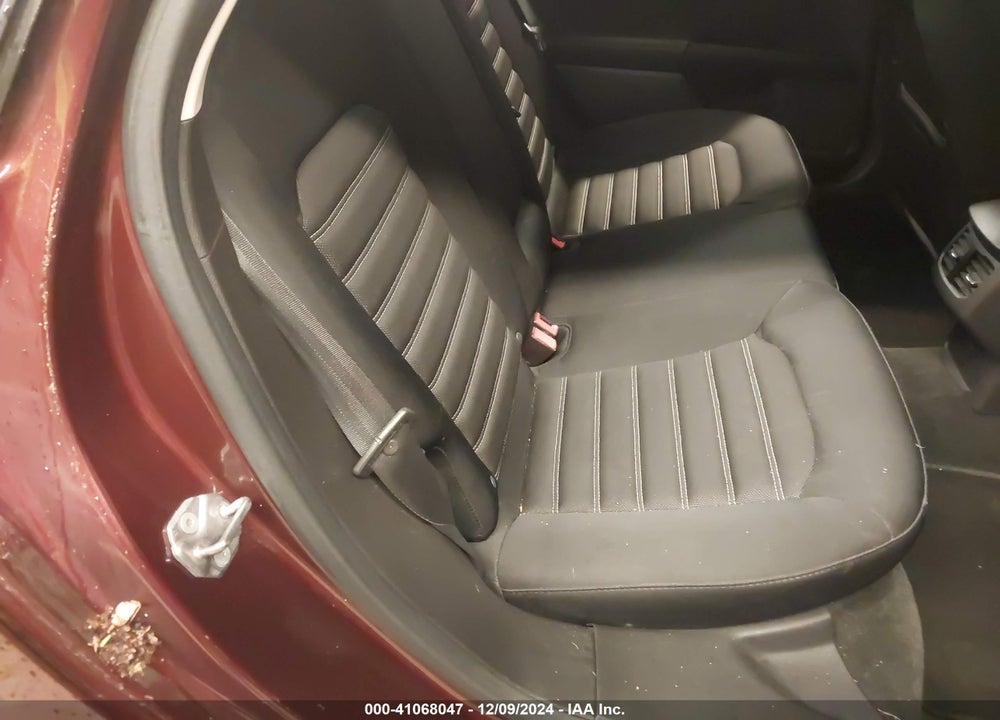 2015 FORD FUSION SE VIN: 3FA6P0HD9FR255421
