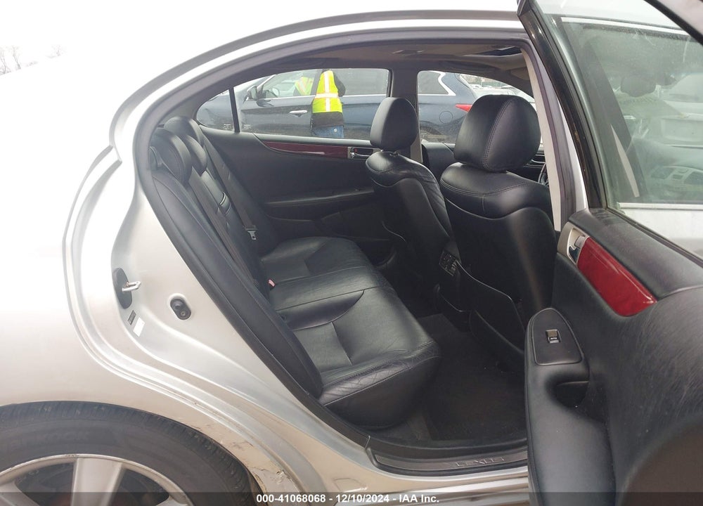 2005 LEXUS ES 330 VIN: JTHBA30G755105731