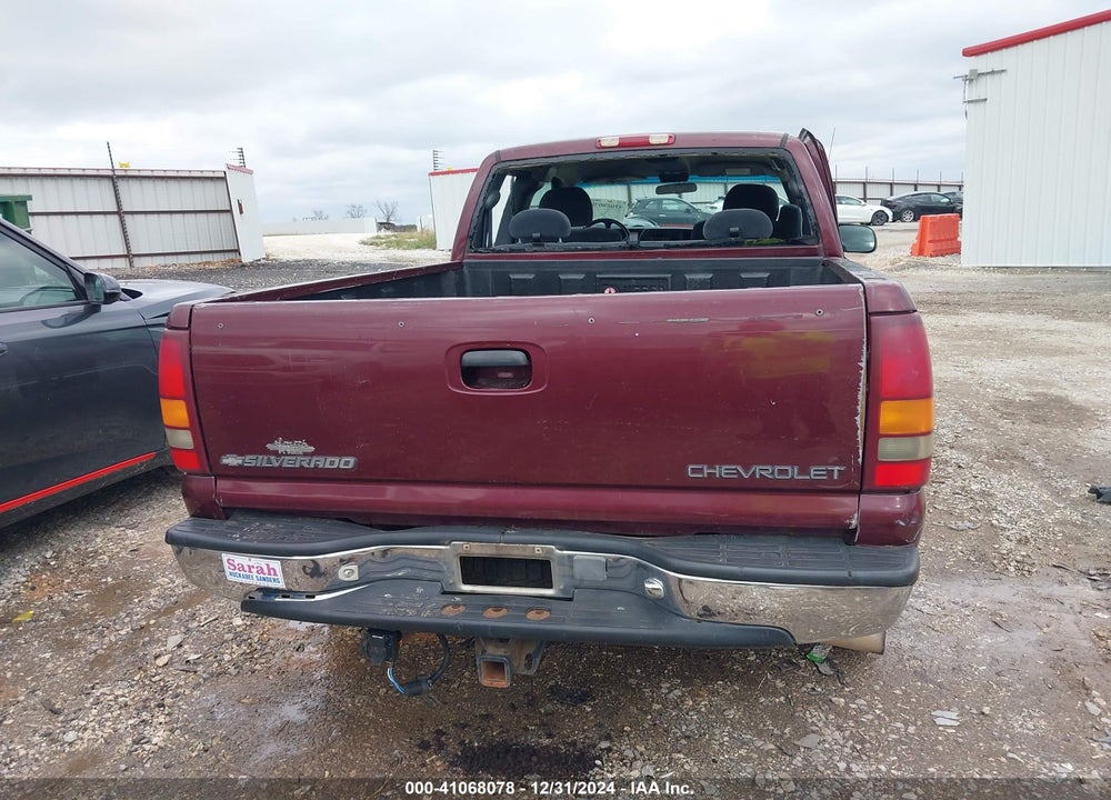 2001 CHEVROLET SILVERADO 1500 LS VIN: 2GCEC19T711246114