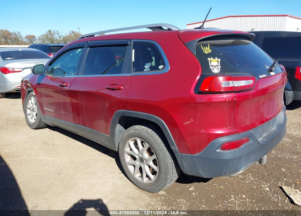 2015 JEEP CHEROKEE LATITUDE VIN: 1C4PJLCS8FW670637