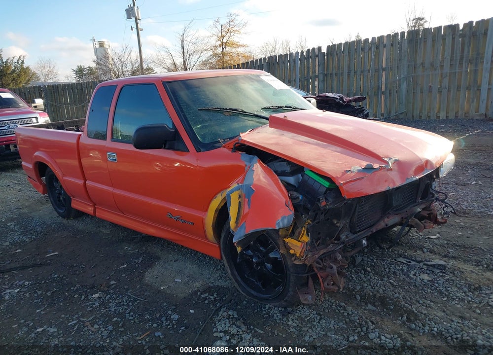 2002 CHEVROLET S-10 LS VIN: 1GCCS19W528262878