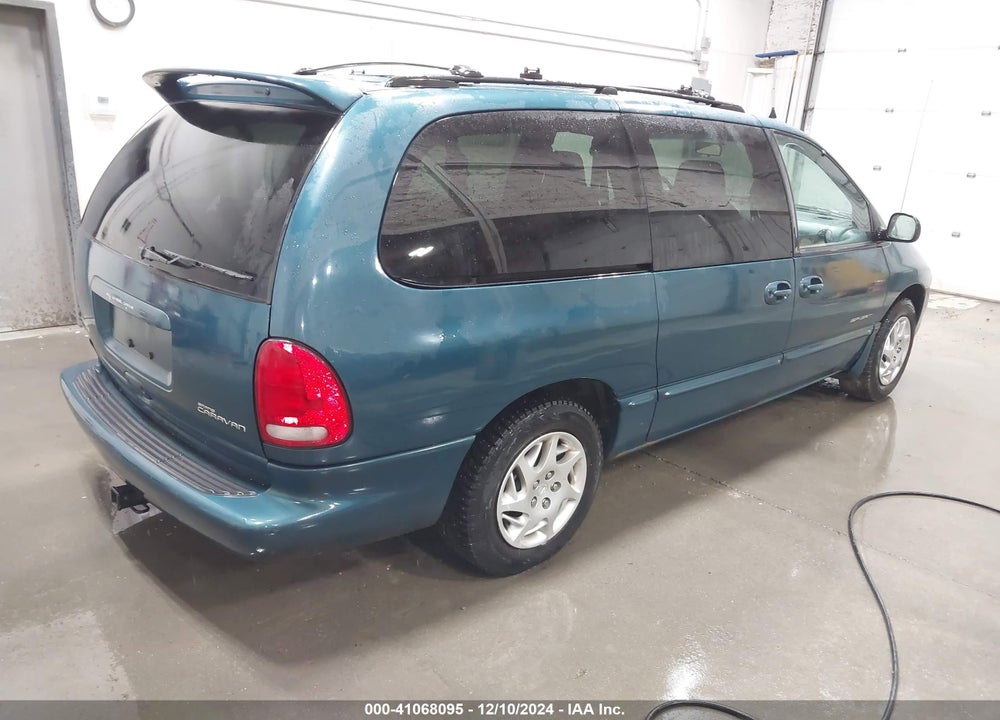 2000 DODGE GRAND CARAVAN SPORT VIN: 1B4GT44L2YB609069