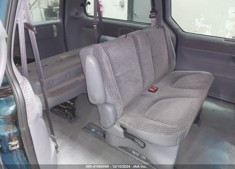 2000 DODGE GRAND CARAVAN SPORT VIN: 1B4GT44L2YB609069