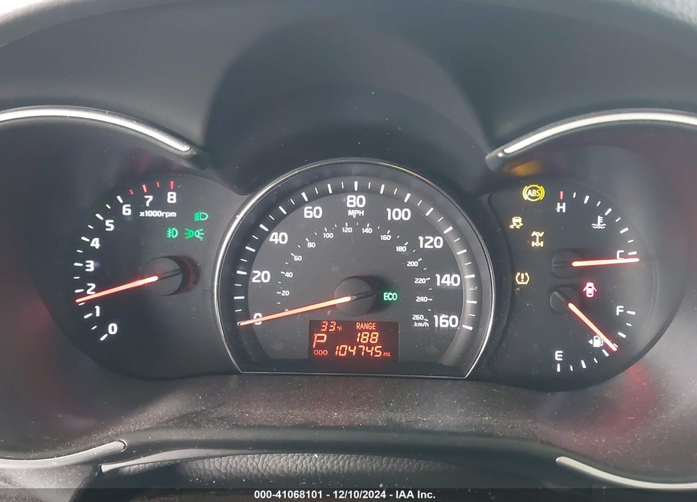 2014 KIA SORENTO LX V6 VIN: 5XYKTDA75EG462364