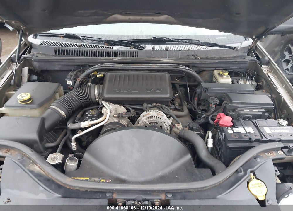 2005 JEEP GRAND CHEROKEE LAREDO VIN: 1J8HR48N75C696631