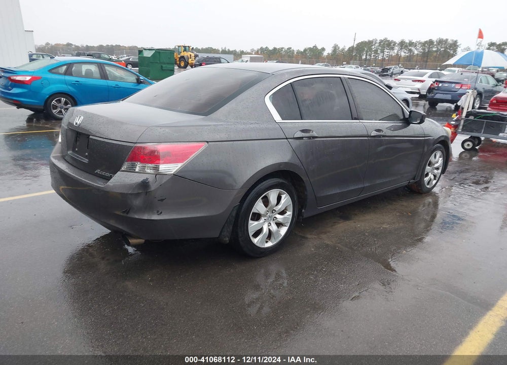 2008 HONDA ACCORD 2.4 LX-P VIN: 1HGCP26418A043087