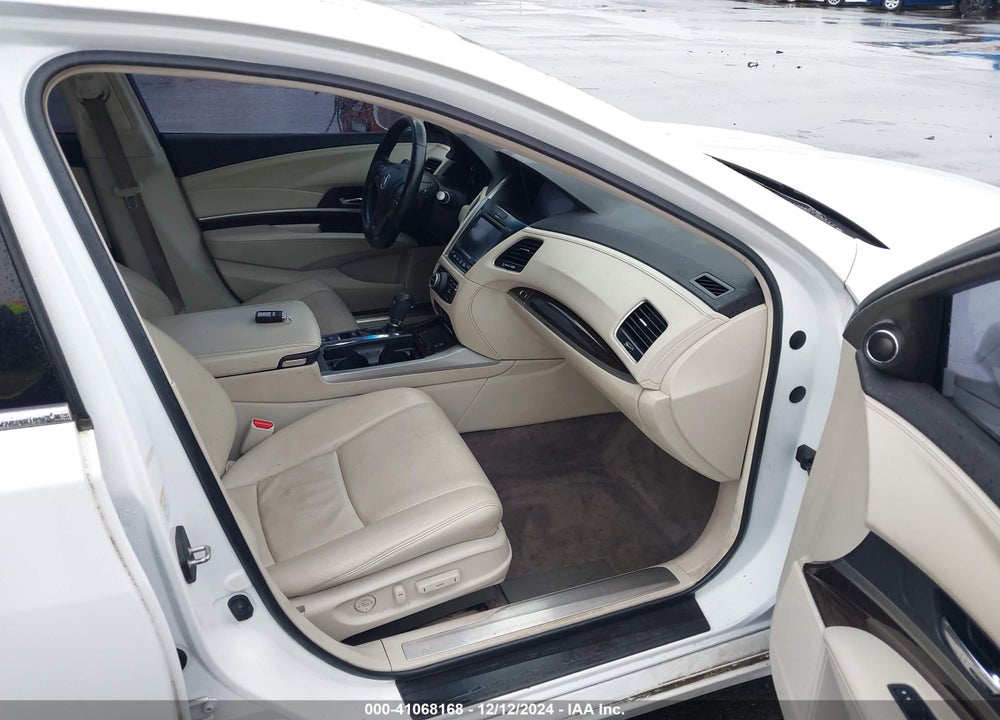 2014 ACURA RLX VIN: JH4KC1F55EC003179