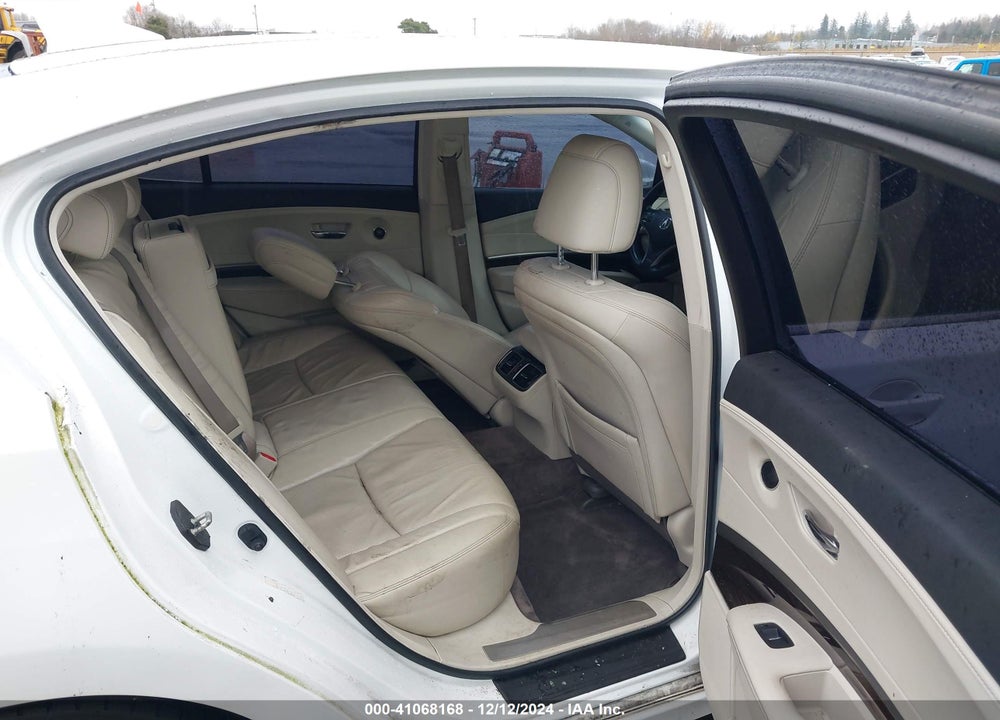 2014 ACURA RLX VIN: JH4KC1F55EC003179