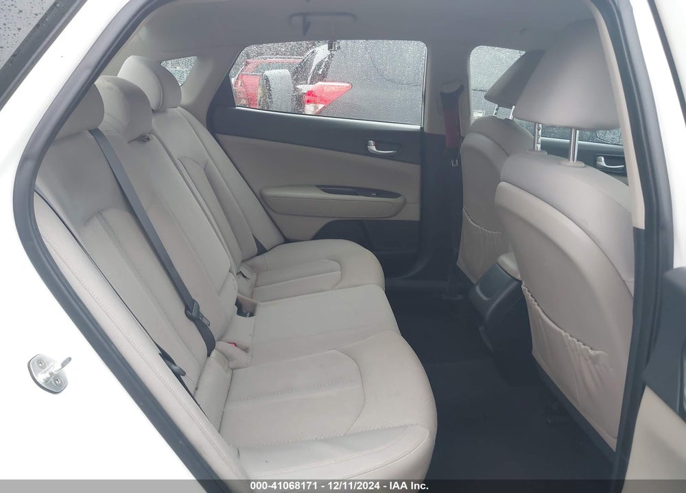 2017 KIA OPTIMA LX VIN: KNAGT4L39H5133645