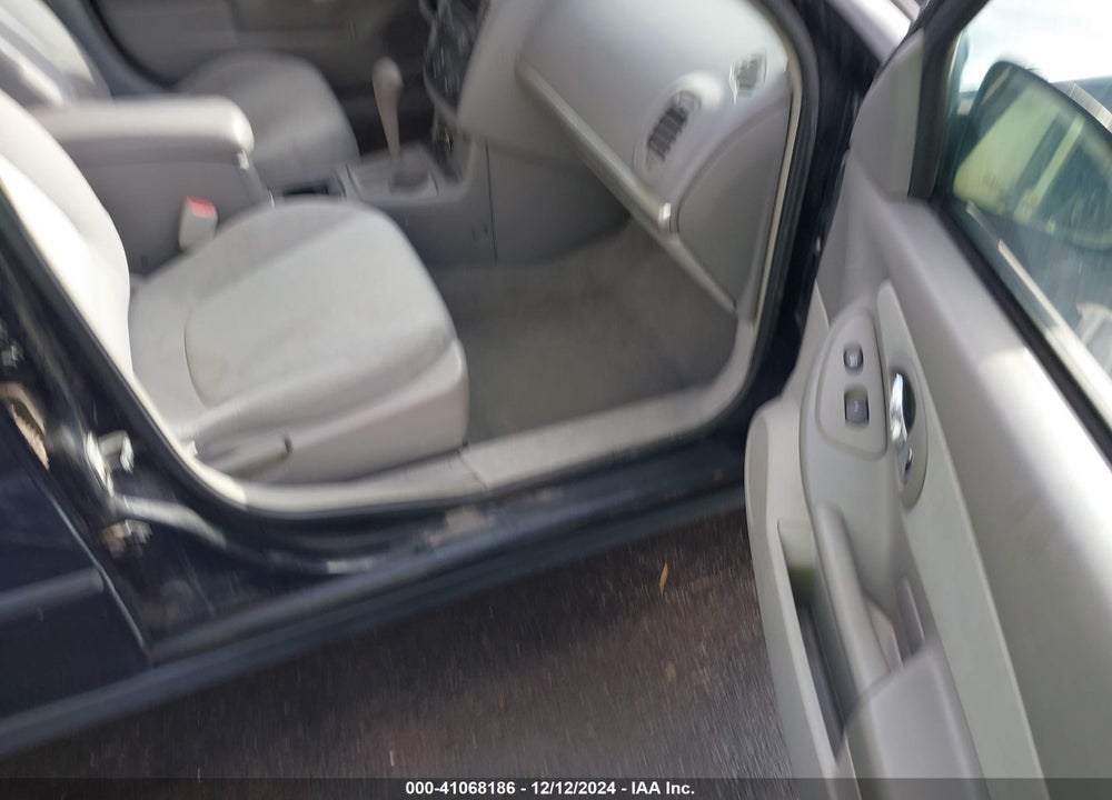 2004 CHEVROLET MALIBU VIN: 1G1ZS52FX4F221715