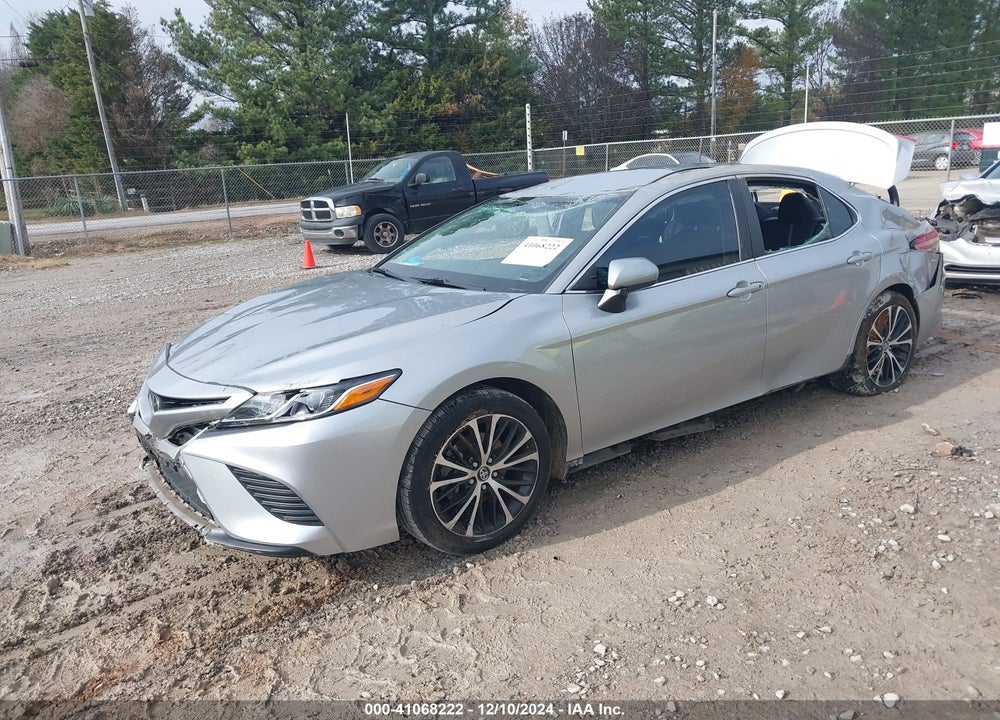 2018 TOYOTA CAMRY VIN: 4T1B11HK2JU564756