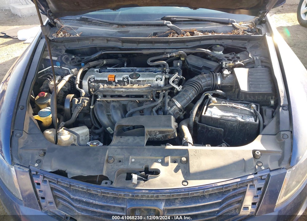 2008 HONDA ACCORD VIN: 1HGCP26828A051668