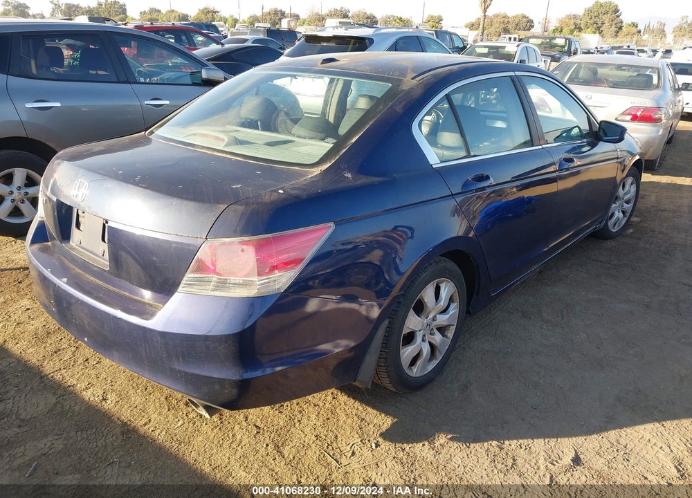 2008 HONDA ACCORD VIN: 1HGCP26828A051668