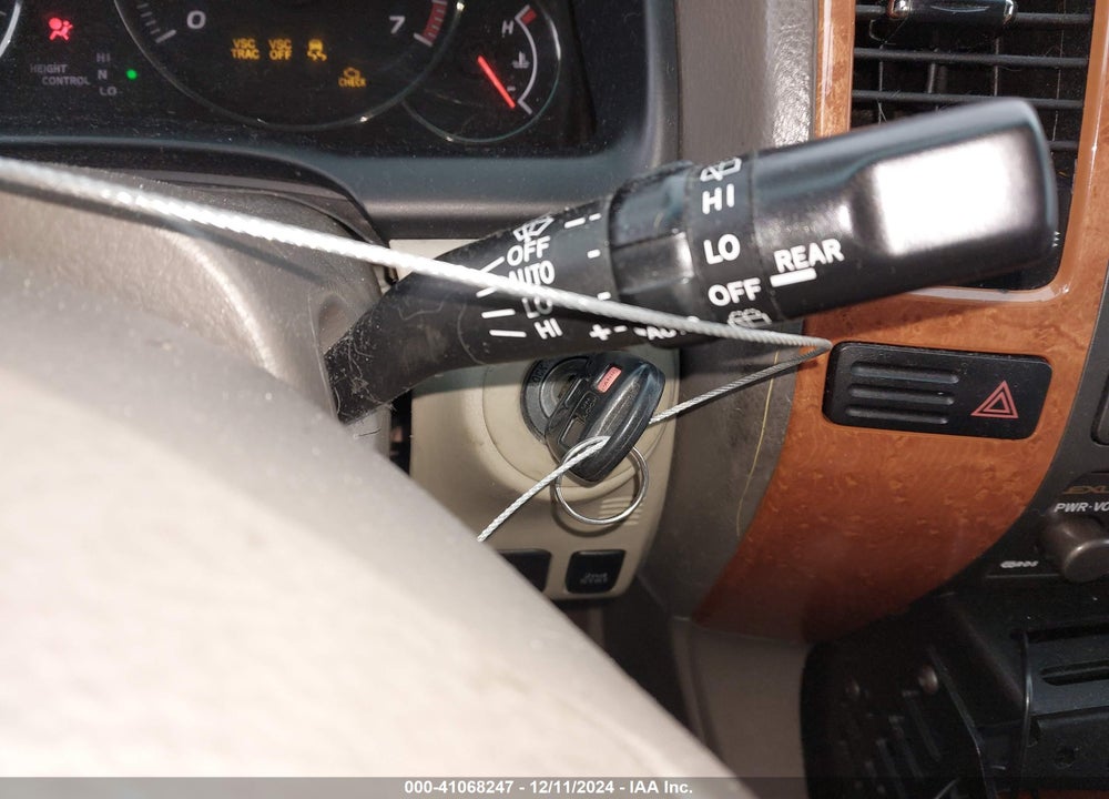 2005 LEXUS GX 470 VIN: JTJBT20X950096109
