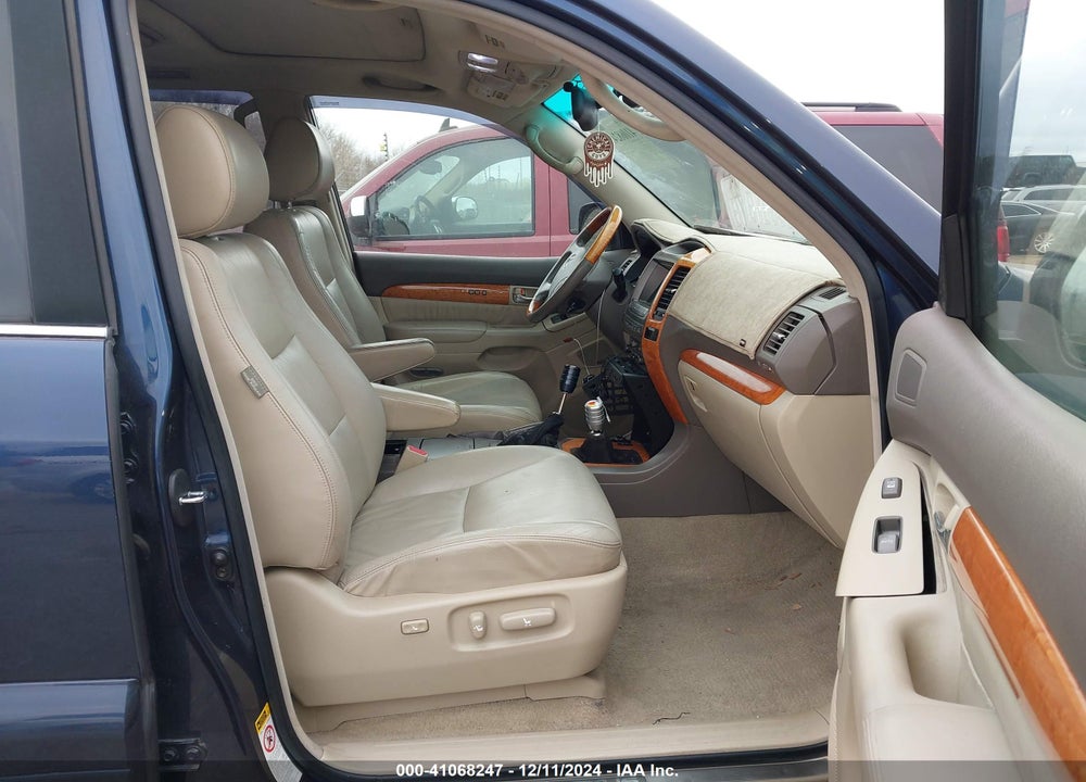 2005 LEXUS GX 470 VIN: JTJBT20X950096109