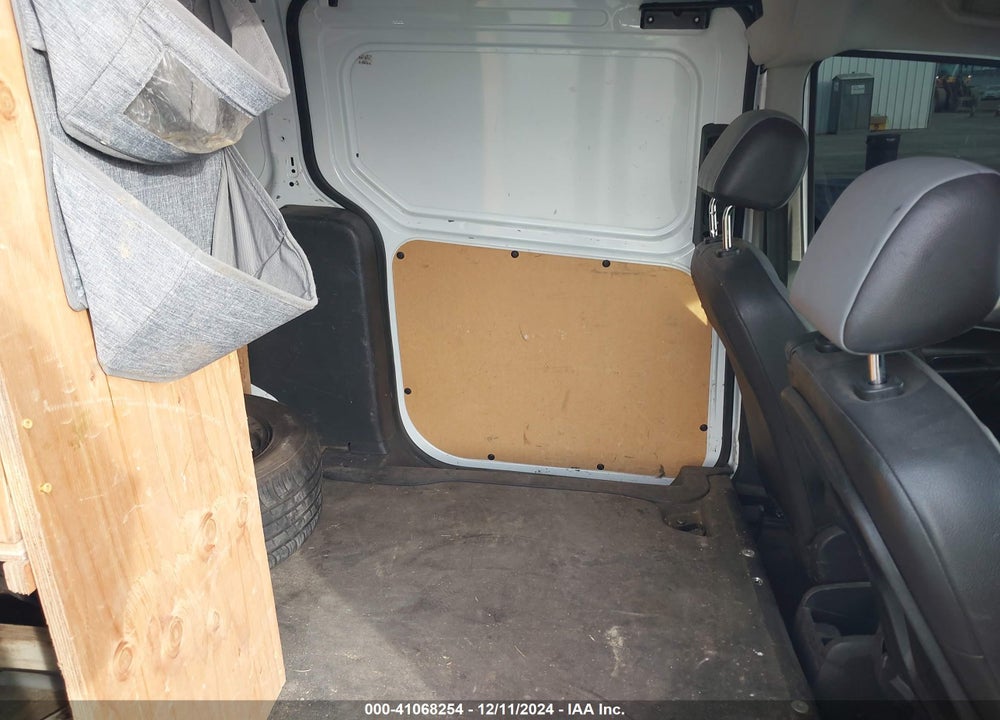 2017 FORD TRANSIT CONNECT XL VIN: NM0LS7E74H1318227