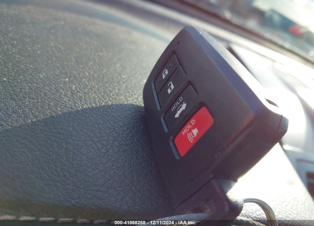 2012 TOYOTA CAMRY HYBRID XLE VIN: 4T1BD1FK7CU036949